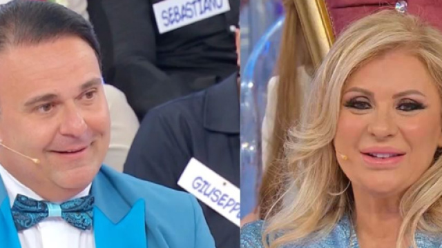 Cosimo Dadorante e Tina Cipollari – Screenshot © Canale 5.