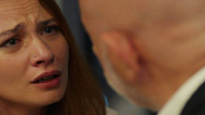 Sezai e Ipek in Tradimento – © Canale 5.