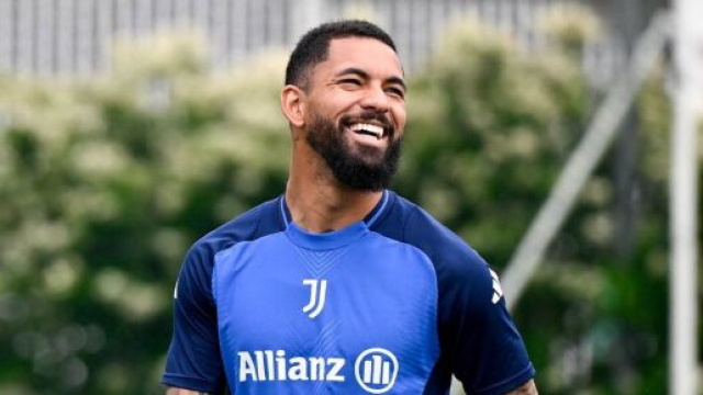 Douglas Luiz, centrocampista della Juventus. Foto © Juventus FC