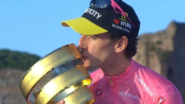Simon Yates, vincitore del Giro d'Italia - © Screenshot Eurosport