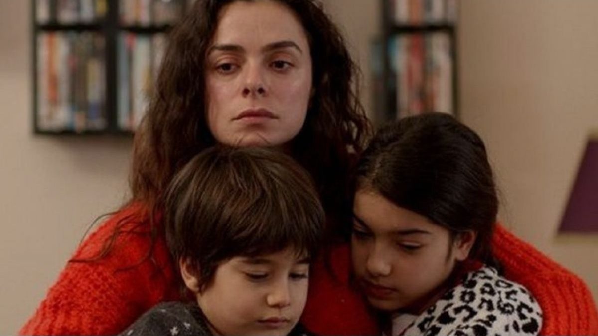 La forza di una donna, la soap in onda dal 3/06: al centro della trama la  storia di Bahar