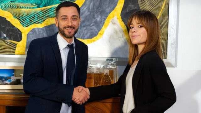 Gennaro Gagliotti (Carlo Caracciolo) e Chiara Petrone (Alessandra Masi) © Un Posto al Sole Rai