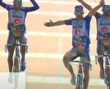 La vittoria della Mapei alla Roubaix '96 - © Screenshot Eurosport