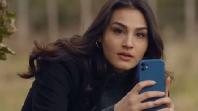 In foto Yesim nella soap Tradimento © Mediaset.