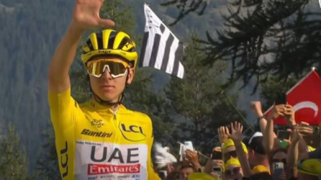 Tadej Pogačar – © screenshot Eurosport.
