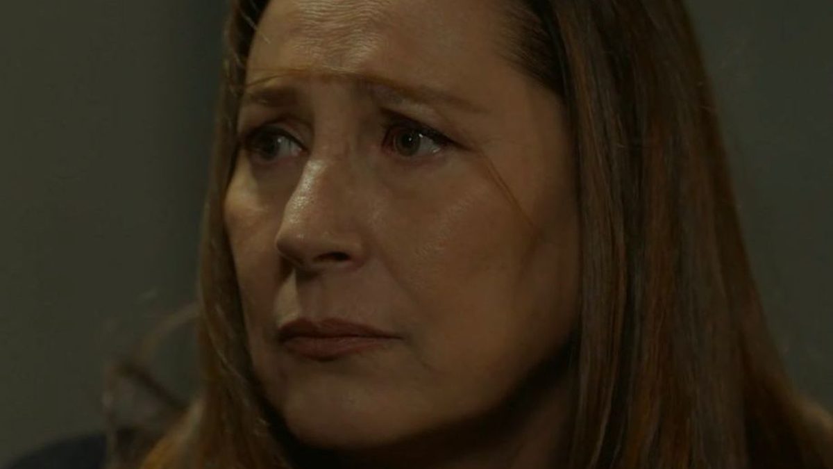 Tradimento, cambio programmazione venerdì 6 giugno: la soap ridotta nella  fascia serale