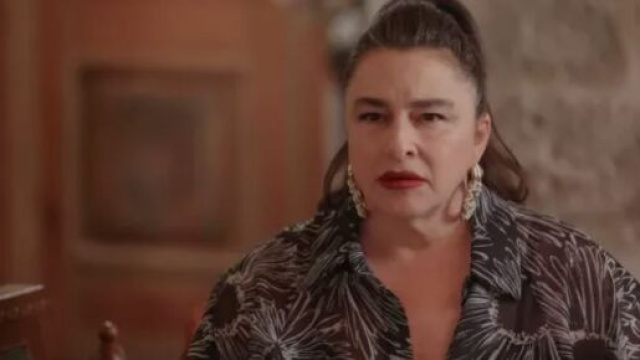Hikmet in una scena de La notte nel cuore © Mediaset.