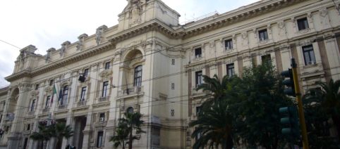 Concorso Ministero Istruzione: 161 posti negli uffici regionali, scade il 25 giugno