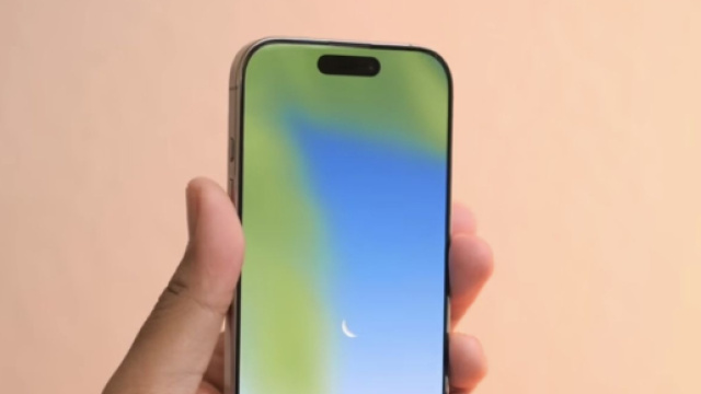 iPhone 16, Screenshot ZachAnderson © YouTube