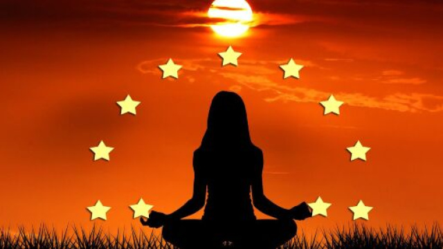 Figura yoga con le stelle dell'oroscopo - © Roberta Carsoli