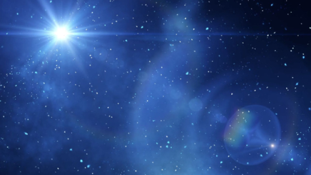 Cielo notturno con una stella brillante all’orizzonte - © Pixabay.