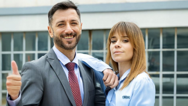 Gennaro Gagliotti (Carlo Caracciolo) e Chiara Petrone (Alessandra Masi) © Un Posto al Sole Rai