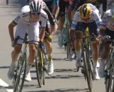 Lo sprint di Pogacar a Mur de Bretagne - © Screenshot Eurosport