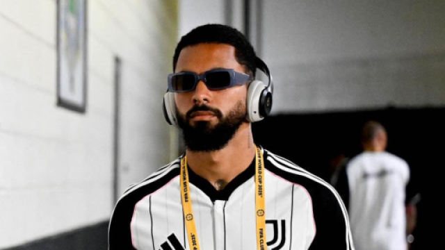 Douglas Luiz &copy; Instagram ufficiale giocatore