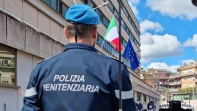 Agente di Polizia Penitenziaria - © Polizia Penitenziaria
