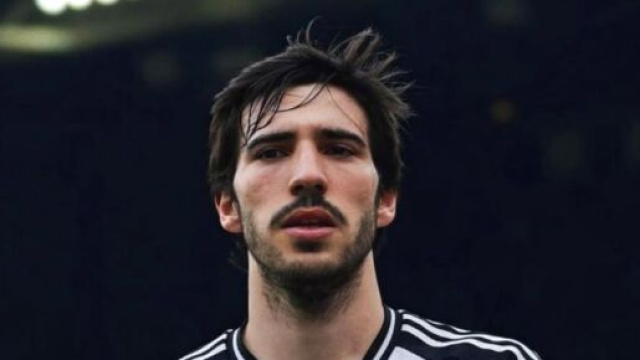 Il centrocampista Sandro Tonali © Instagram