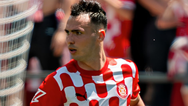 Arnau Martínez con la maglia del Girona © profilo Instagram arnaueti4