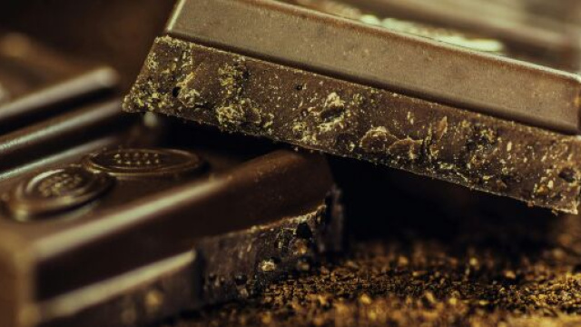 Una tavoletta di cioccolato © Pexels