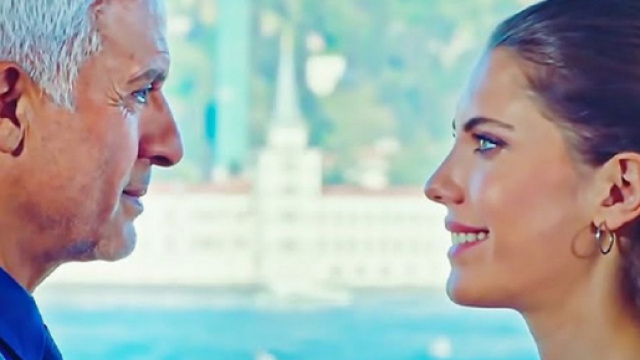 Halit e Yildiz in Forbidden Fruit © Mediaset.