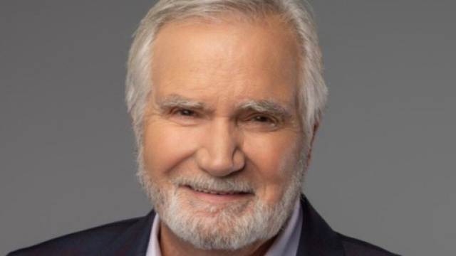 John McCook interpreta Eric Forrester © Instagram