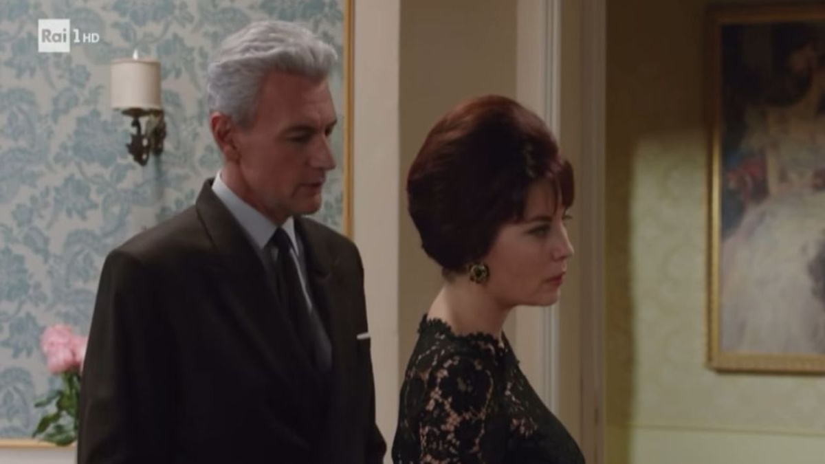Come inizia Il Paradiso delle signore 10: Adelaide non torna da Umberto, Matteo  innamorato