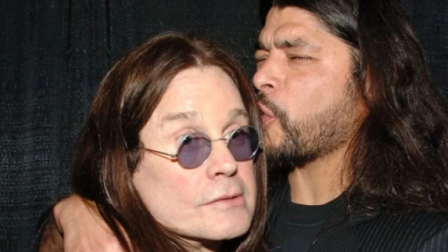 Ozzy Osbourne e Robert Trujillo dei Metallica (© Facebook)