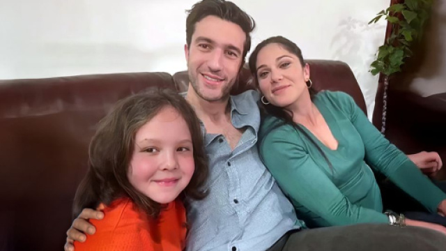 Manuel (ManuelD'Angelo) Rosa (Daniela Ioia) e Damiano (Luigi Miele) © Un Posto al Sole Rai