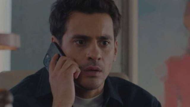 Tolga in una scena di Tradimento – © Mediaset.