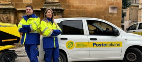Poste Italiane ricerca portalettere a tempo determinato in 11 regioni: scadenza 31 agosto