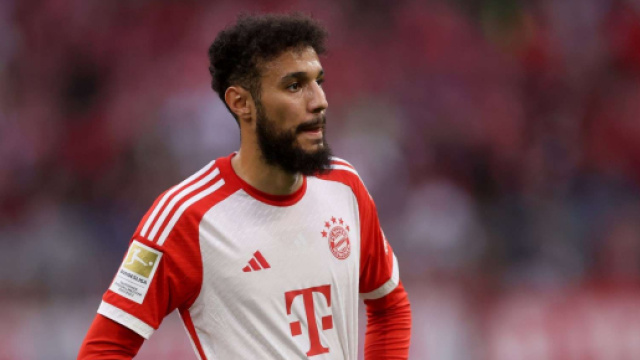 Noussair Mazraoui con la maglia del Bayern Monaco - Profilo © Instagram Mazraoui