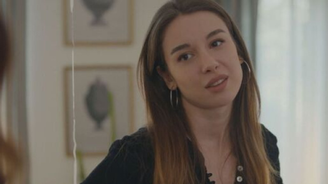 Serra in una scena di Tradimento © Canale 5.