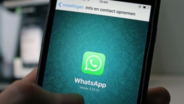 La schermata iniziale di Whatsapp © Pexels