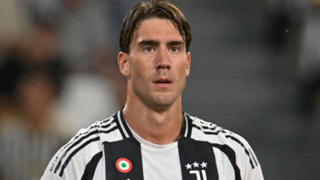 Dusan Vlahovic in campo © Juventus FC.