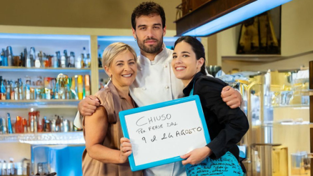 Silvia Graziani (Luisa Amatucci), Nunzio Cammarota (Vladimir Randazzo), Manuela Cirillo (Gina Amarante) © Un Posto al Sole Rai