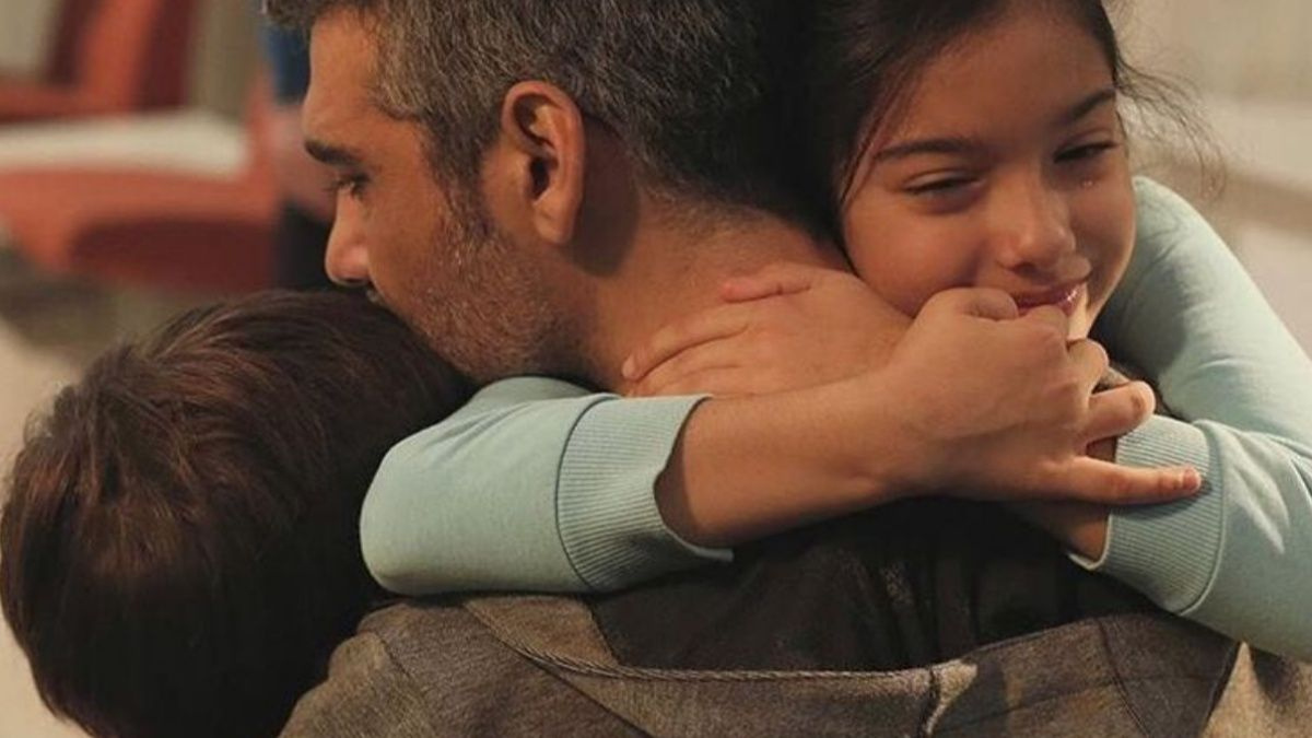 La forza di una donna, trame turche: Nisan e Doruk abbracciano il loro papà