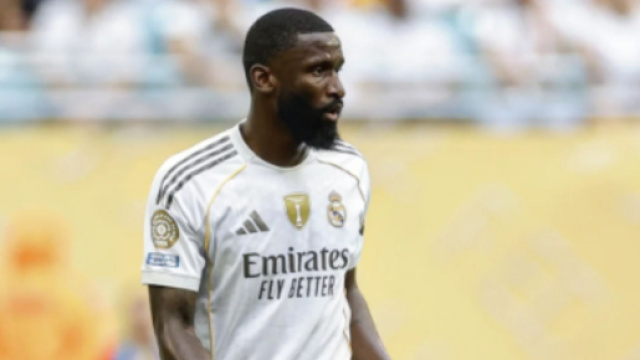 Antonio Rudiger in campo con la maglia del Real Madrid, dal profilo instagram del calciatore.