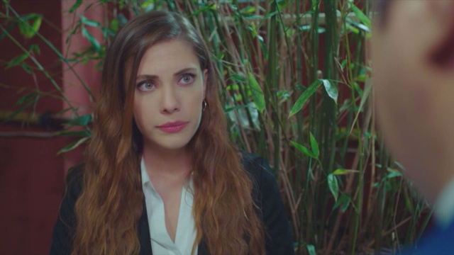Yildiz in una scena di Forbidden Fruit © Mediaset.