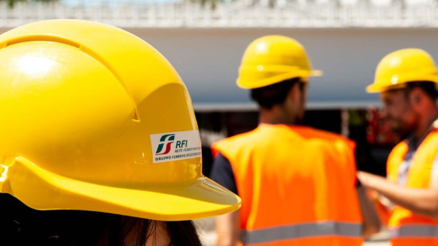 Personale di cantiere di Ferrovie dello Stato - © Ferrovie dello Stato
