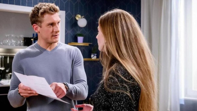 Vincent Ritter (Martin Walde) e Natalie Junghans (Teresa Klamert) © Mediaset