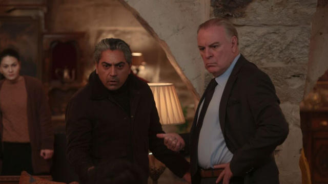 Gli attori de La notte nel cuore, Bülent Polat (Bünyamin) e Burak Sergen (Samet Sansalan), in posa © Mediaset.