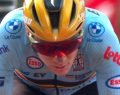Ciclismo, il CT del Belgio: 'Evenepoel non avrebbe dovuto fermarsi per cambiare bici'