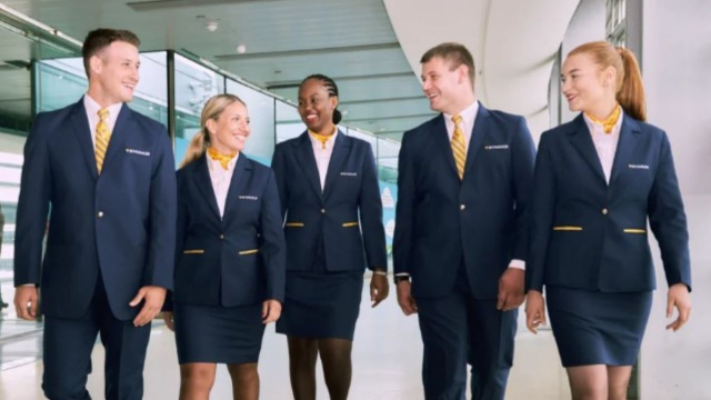 Assistenti di volo Ryanair - © Ryanair