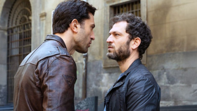 Damiano Renda (Luigi Miele) e Eduardo Sabbiese ( Fiorenzo Madonna) © Un Posto al sole Rai.