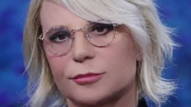 Maria De Filippi, conduttrice tv - Foto &copy; Profilo Facebook Amici