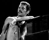 Il frontman dei Queen Freddie Mercury (© Facebook Queen)