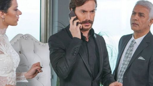 Zehra, Kemal e Halit in Forbidden Fruit © Mediaset.