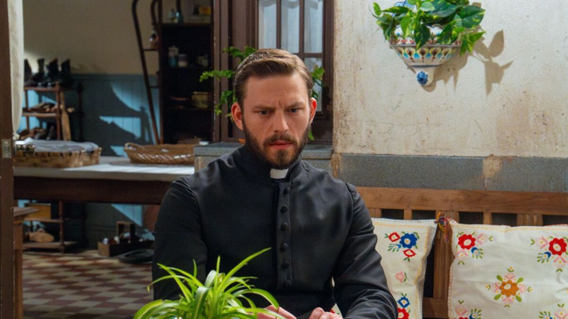 Samuel in una posa de 'La Promessa' © Immagine Mediaset