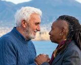 Raffaele Giordano ( Patrizio Rispo) e Whoopi Goldberg Un posto al sole &copy;