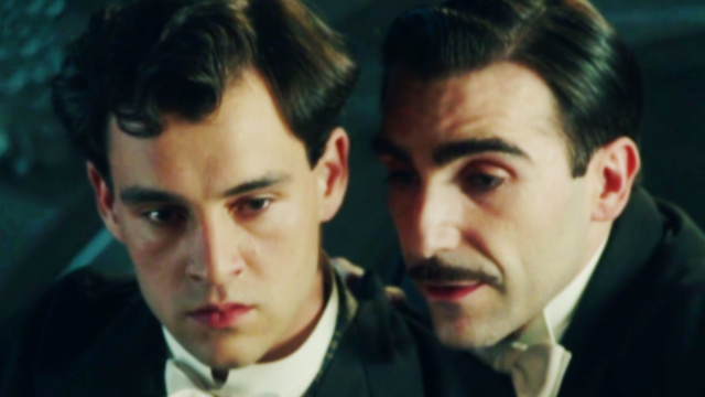 Curro e Lorenzo in scena © La Promessa