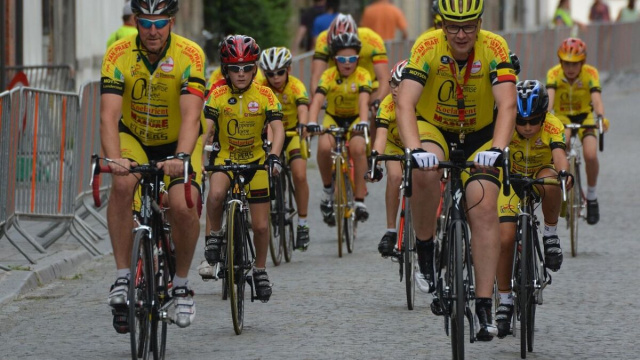 Gruppo di ciclisti - &copy; Pixabay